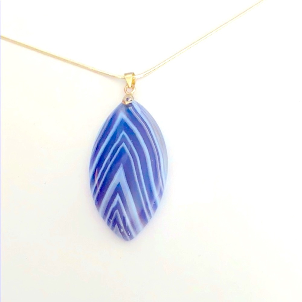 Purple/ Grey pendant necklace - Picture 3 of 4
